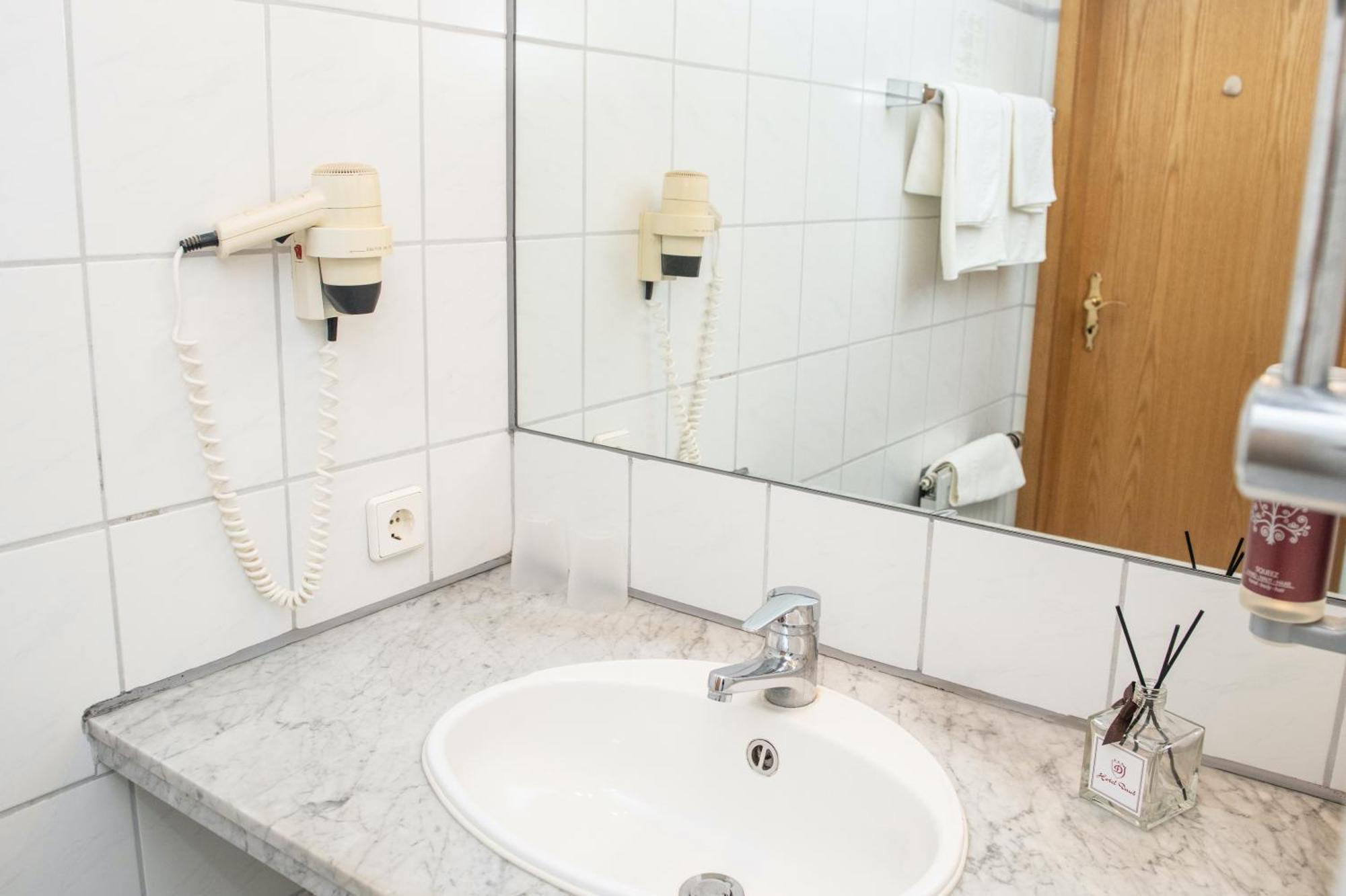 Hotel Daub Bremervörde Eksteriør billede